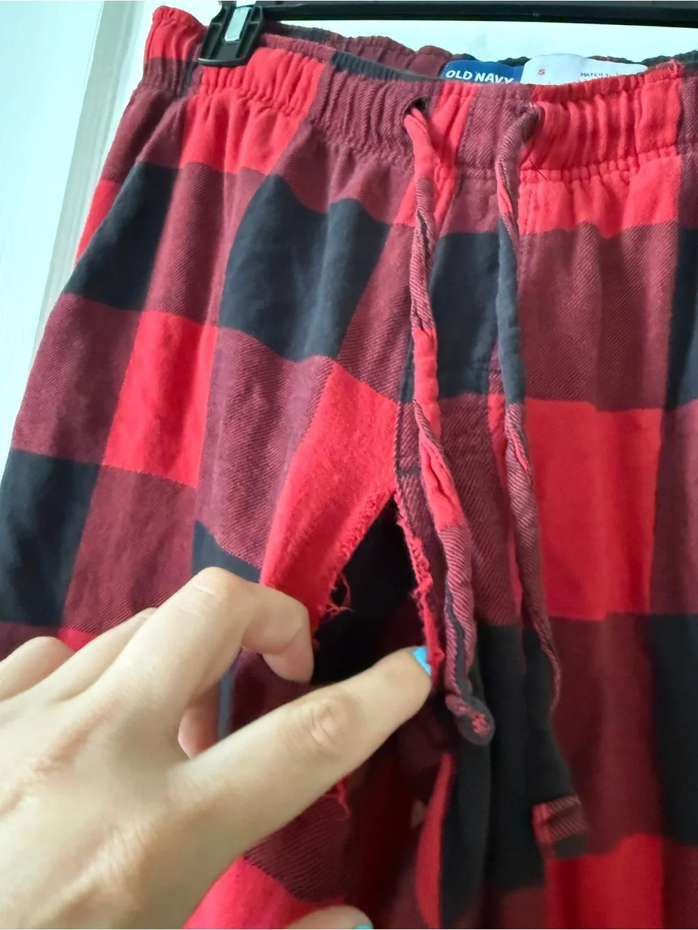 Red and Black Buffalo Plaid Lounge Pants Old Navy size S match the Fam!